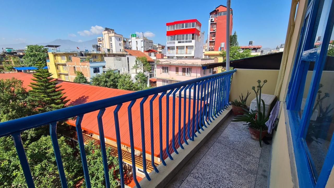 Temple Town Inn Kathmandu Exterior photo