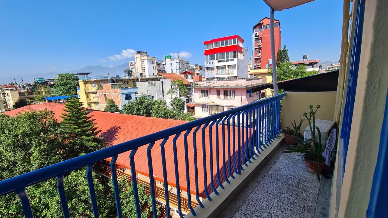 Temple Town Inn Kathmandu Exterior photo