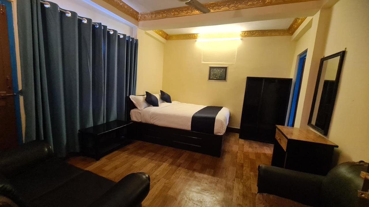 Temple Town Inn Kathmandu Exterior photo