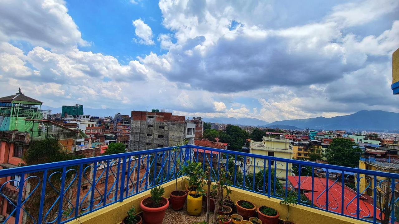 Temple Town Inn Kathmandu Exterior photo