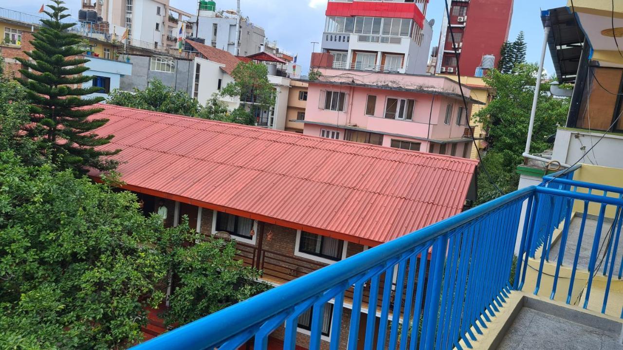 Temple Town Inn Kathmandu Exterior photo
